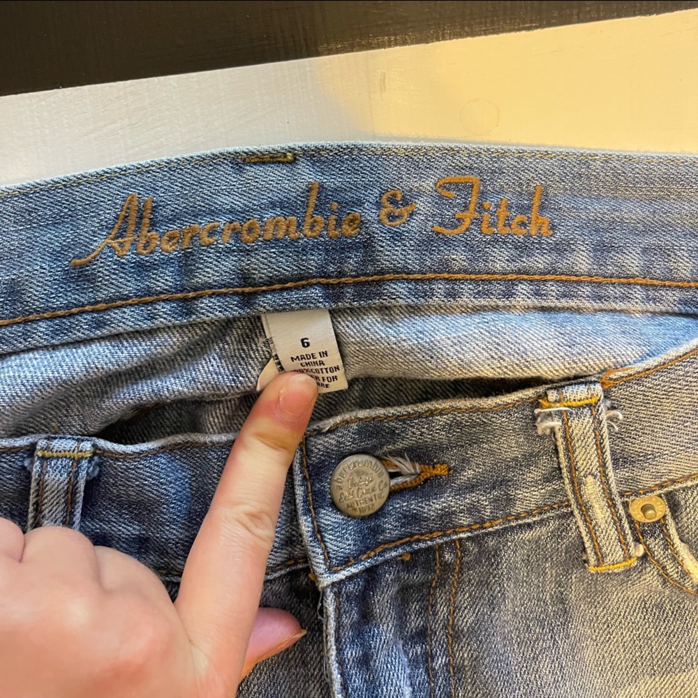 Jeans - Picture 5 of 6
